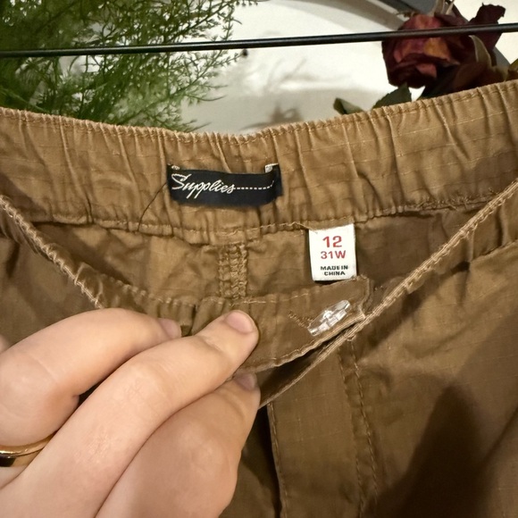 Tan Mini Skirt with Utilitarian Style size 12 - Picture 5 of 6